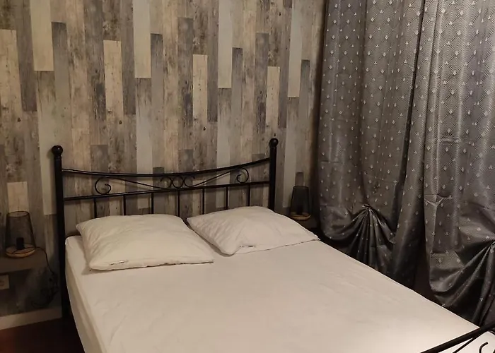 La Basse Biguerie Proche Zoo De La Fleche Hébergement de vacances *